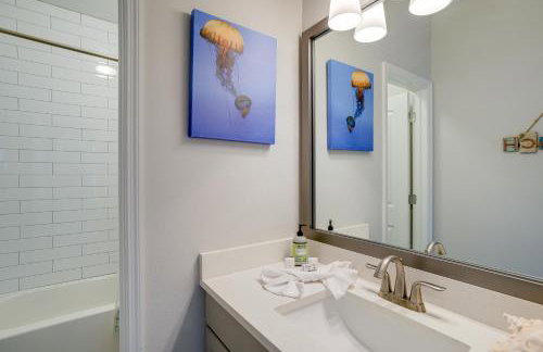 Steps to Shore Modern Redington Beach Townhome - Foto 20