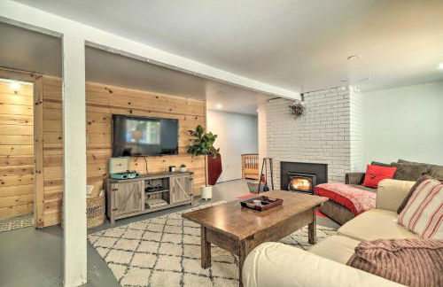 Strawberry Hill Cabin 5 Mi to Skiing and Lake - Photo 13