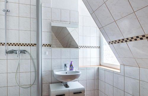 Ihr Zuhause auf Zeit in Rötha - Vollmöbliert - Waschmaschine - Einzelbetten - Multilanguage - Witamy serdecznie - Foto 11