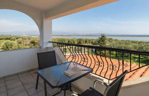 Mama's Horizon Villa by Booking Kottas - Foto 31