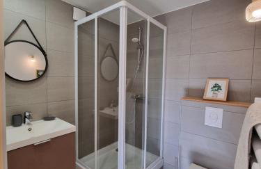 Studio 2 personnes - lumineux - Lac d'Annecy - Foto 10