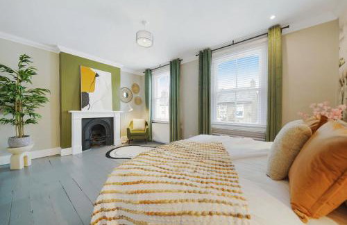 London Acton - hot tub, cinema, games & arcade - Foto 7