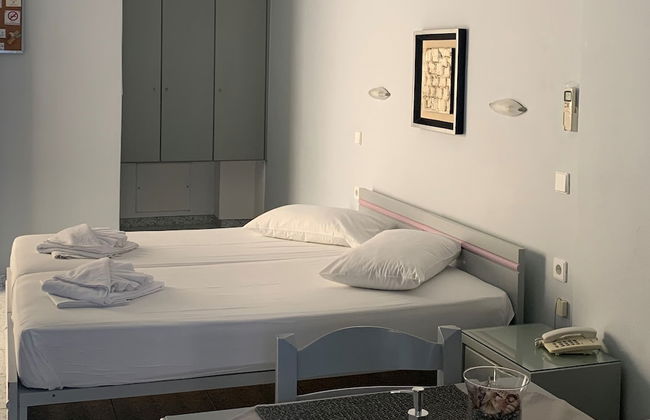 Ermis Suites - Photo 14