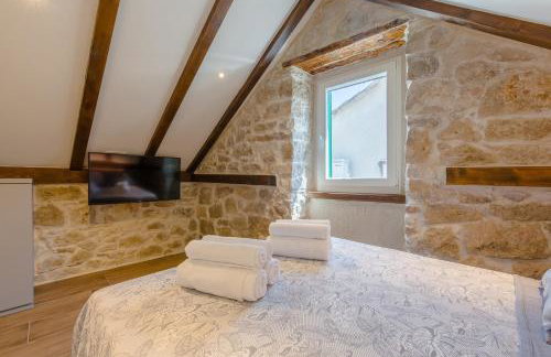 Luxury Apt Petra in 400 year old stone house 4+2 - Photo 34