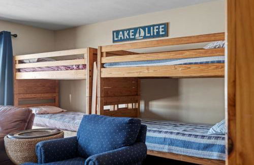 Spacious Waterfront Retreat on Merrymeeting Lake - Photo 43