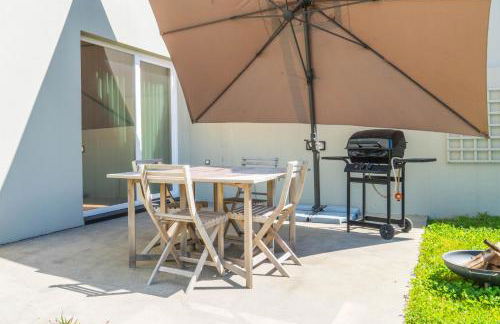 Beach Front Villa - Photo 6