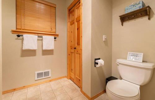 River Rock Chalet :: Hot Tub, Pets, Stevens Pass - Foto 29