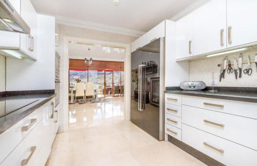 Casa Holmston, Duplex villa with hot tub in Anfi Tauro Topaz - Foto 36