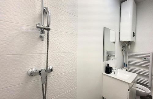 ღ Le Cosy Brienne • T2 au Centre-Ville ღ Métro - Foto 17