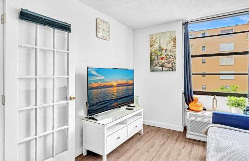 1 bedroom in the BEST location in South Beach ! - Foto 19