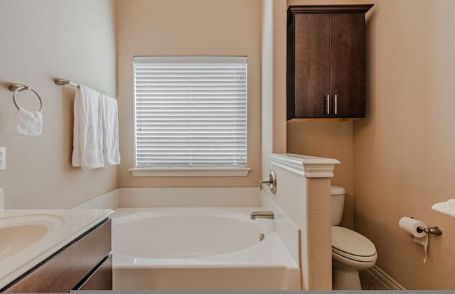 The Castle by the Lake w Pool Balcony Grandscape - Foto 42