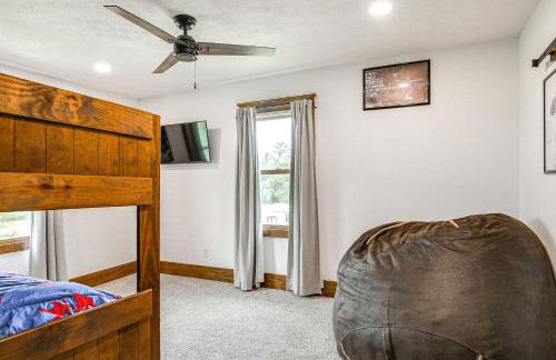 Family-Friendly Seward Home with Sauna and Pool! - Foto 19