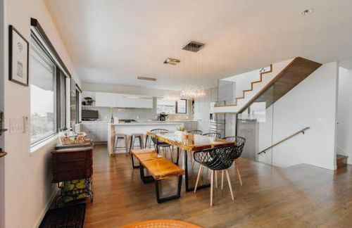 Stunning Panoramic Views Hot Tub Modern 4BR Home - Foto 7