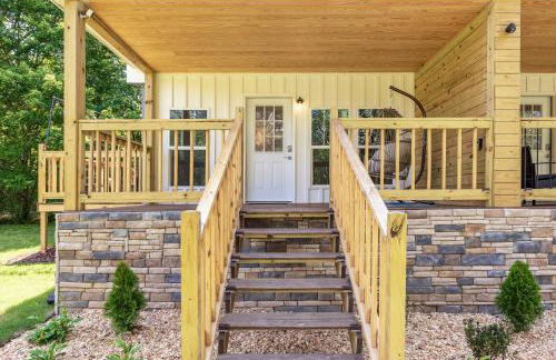 Cozy Villa Stay Gorgeous Views Unit C - Photo 3