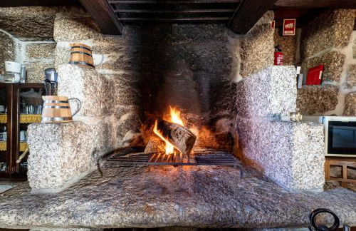 Casa do Souto Vieira do Minho - Casa Rural com piscina by House and People - Foto 12