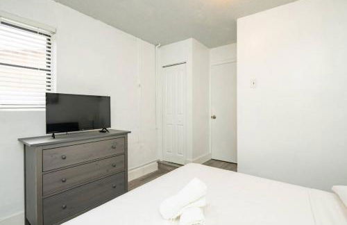 Waterfront 2-Story Villa with Heated Pool - Foto 16