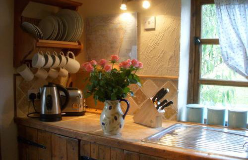 The Nest - Thatched seaside country cottage for two - Foto 6