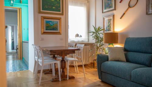 Dimore Santojanni - Il Salotto dei Portici nel centro di Potenza - Photo 4