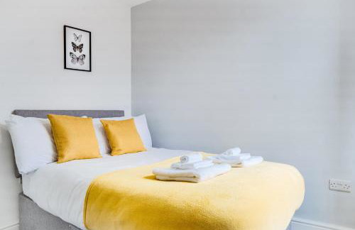 Spacious 4 Bedroom house near Leeds CC - Foto 16