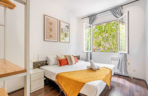 The Collection Barcelona - 4- Bedroom Apartment in Gracia Village - Photo 1