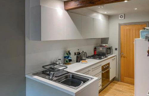 The Old Middle School Addingham - Photo 10