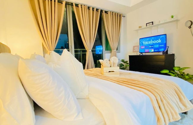 Azure Beach Club Paris Hilton - Foto 6