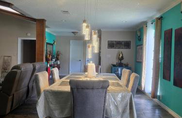 5BR3BA Home, 2 Blocks from Beach, ADA Accessible - Foto 4