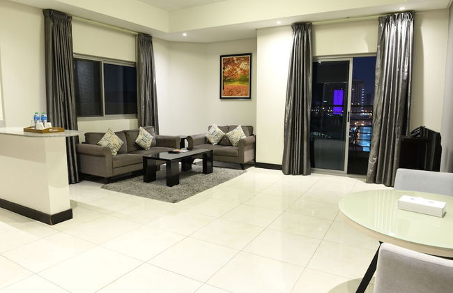 Loumage S Suites and Spa - Photo 27