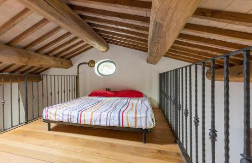 Casa ridente nella valle del Menotre con giardino - Photo 18