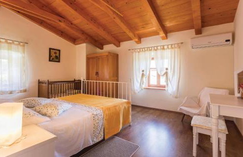 Three-Bedroom Holiday Home In Regulici - Photo 28
