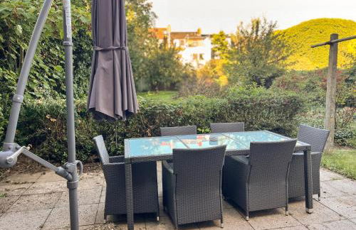 ImmoStay Ferienhaus mit Garten & Free Parking - Foto 22