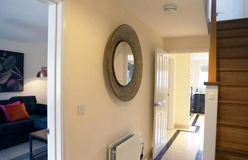 Spacious home with office and double driveway & FREE Wifi By ULTIMATE HOMES AWAY - Foto 13