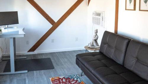 Pool! Quite, Private, remodeled home on the hill - Foto 2