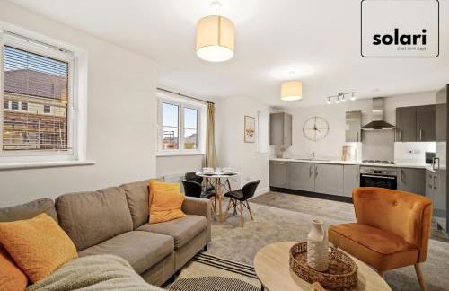 Lavish 2-Bedrooms - Contractors and Relocators Apartment, 30-Percent-Off on Monthly Stays - Free Multiple Parking Spaces - Guest 4 - Fast Speed Wi-Fi, Streaming Services included - Close to A1 - Foto 3