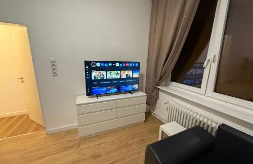Apartment 2 Zimmer Küche Bad TV Garten WLAN - Foto 6