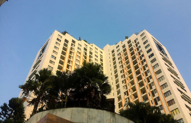 Comfort 2BR Apartment at Cervino Village - Foto 24