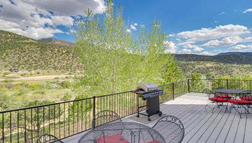 Rustic Sterling Cabin Walk to Palisade Lake! - Foto 2