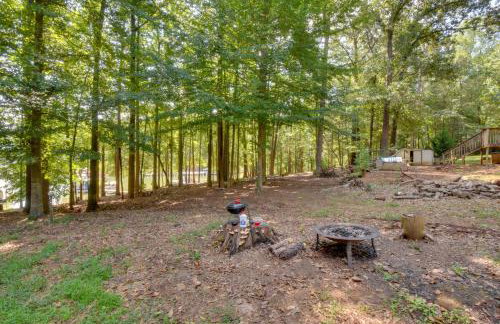 Peaceful Lake Hartwell Gem with Boat Dock - Foto 2