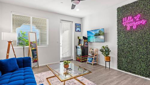 Newly Remodeled 3BR Apt | Mins to Disney | Arcade - Foto 2, Other