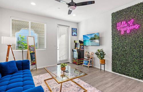 Newly Remodeled 3BR Apt | Mins to Disney | Arcade - Foto 2