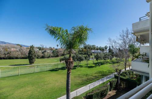 Stunning Duplex by the Golf & Terrace by the beach - Foto 55