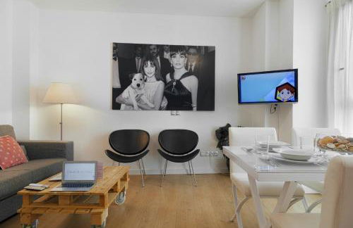 Caleta Homes - Apartamentos Pompidou - Photo 32