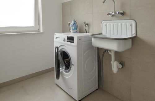 RG Living - A30, Bali-Therme, HDZ & free parking - Foto 15