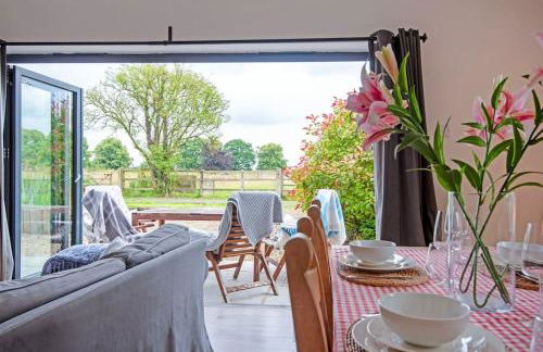 Croft Lodge Country Escape - Photo 3