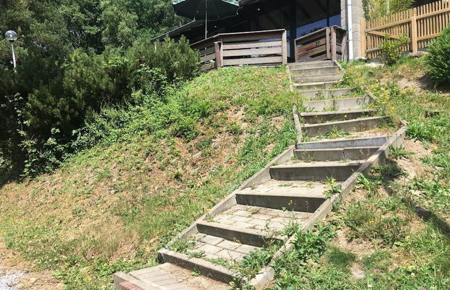 Bungalow With View Near Coo - Photo 25