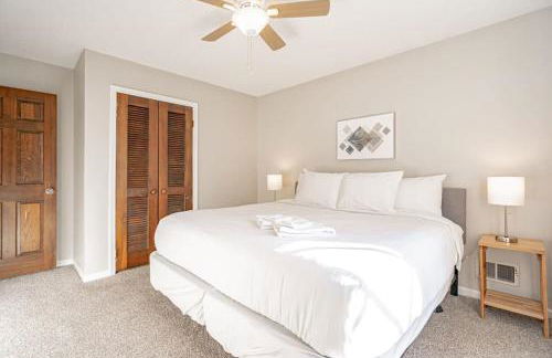 Serene on Sonning- Close to I-26- 20 Mins to Midtown - Foto 14