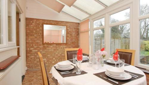 Large Cosy House Ideal for Corporate Lets - Foto 4