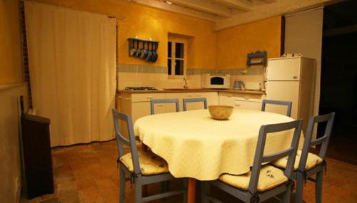 Gîte charmant au château, Le Veurdre - FR-1-489-163 - Foto 4