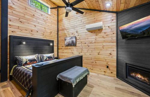Black Bear Lodge - Fire Pit - Hot Tub - Foto 23