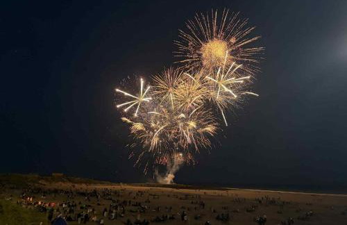 The Penthouse at Percy House Pet Friendly 2 Bedroom Apartment in Porthcawl Sleeps 4 people Located in the town centre - Foto 38